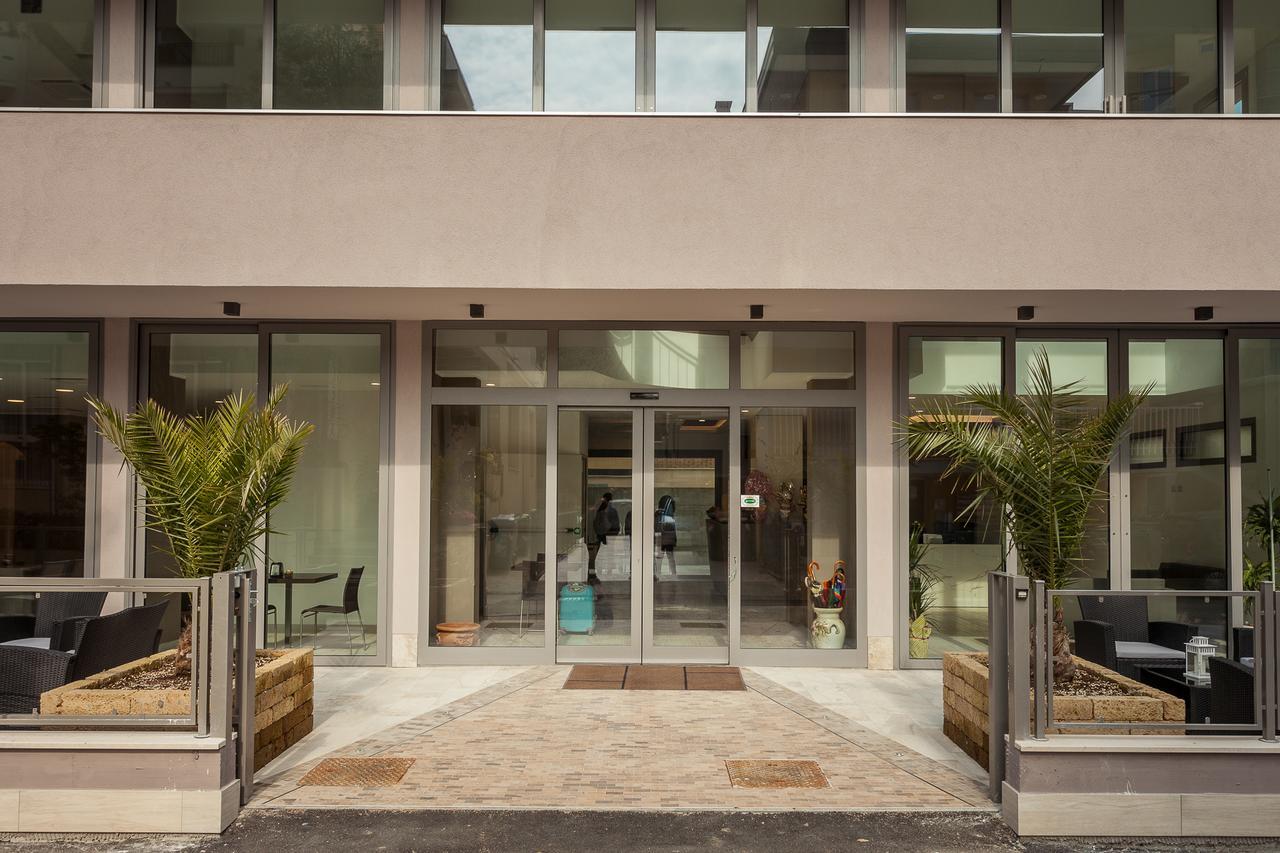 Gioia Hotel 3*
